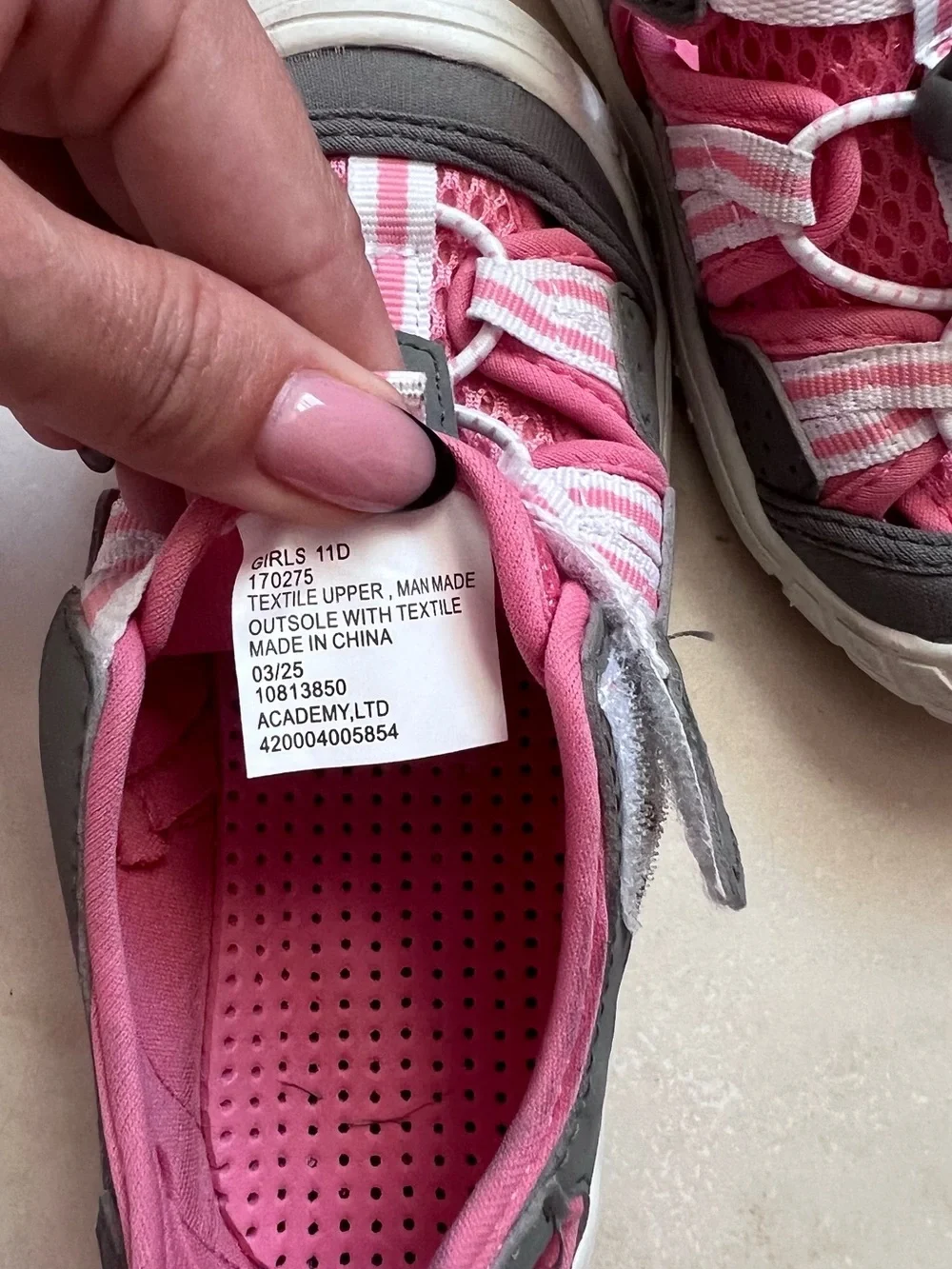 Girls Pink Gray Sport Sandals Closed Toe Water Shoes Size 11